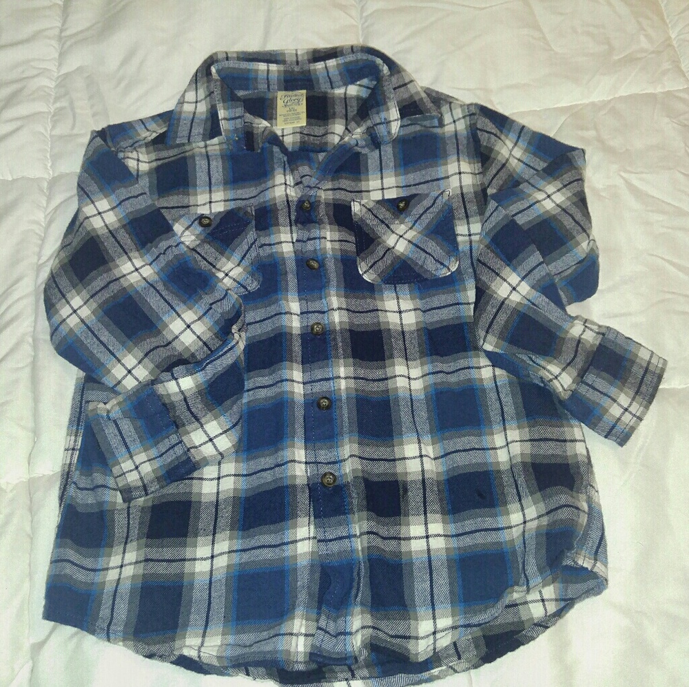 Big boys size 10/12 blue plaid flannel shirt